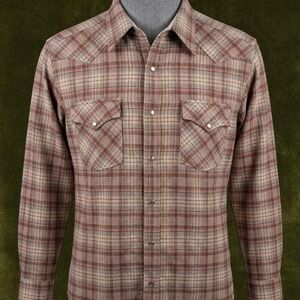 True Vintage 1970s Pearl Snap PENDLETON 100% wool flannel Large